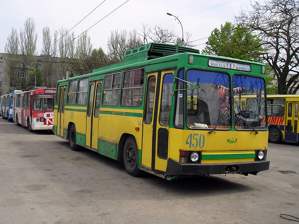 Херсон, ЮМЗ Т1Р (Т2П) № 450