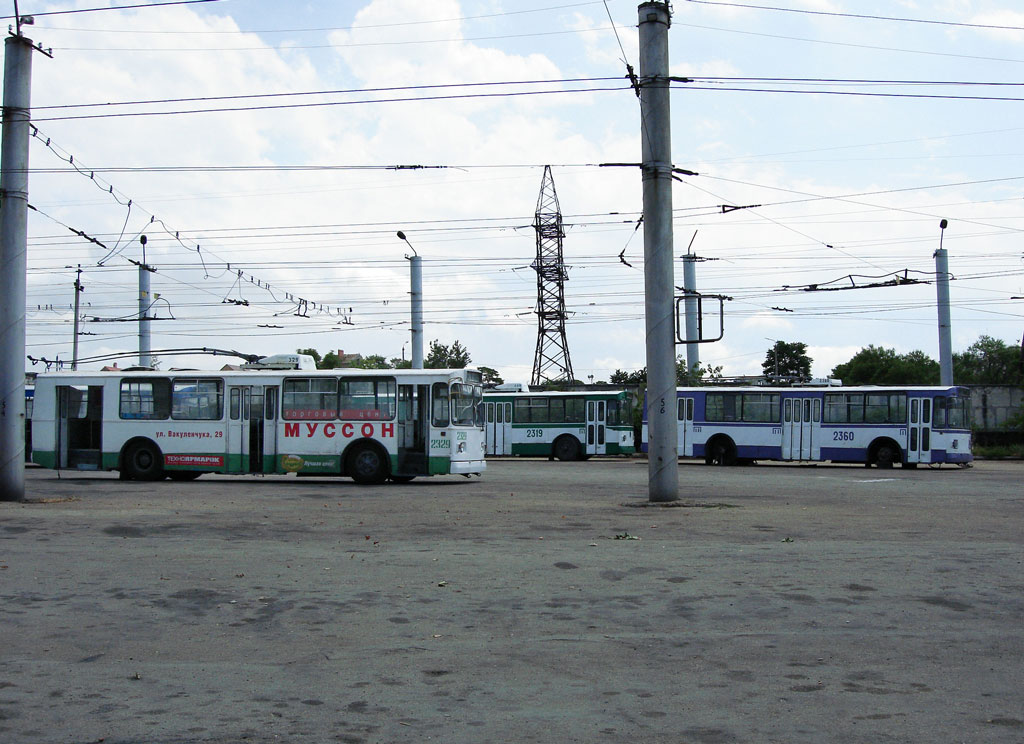 Севастополь, ЗиУ-682В-012 [В0А] № 2329; Севастополь, ЗиУ-682В-012 [В0А] № 2360