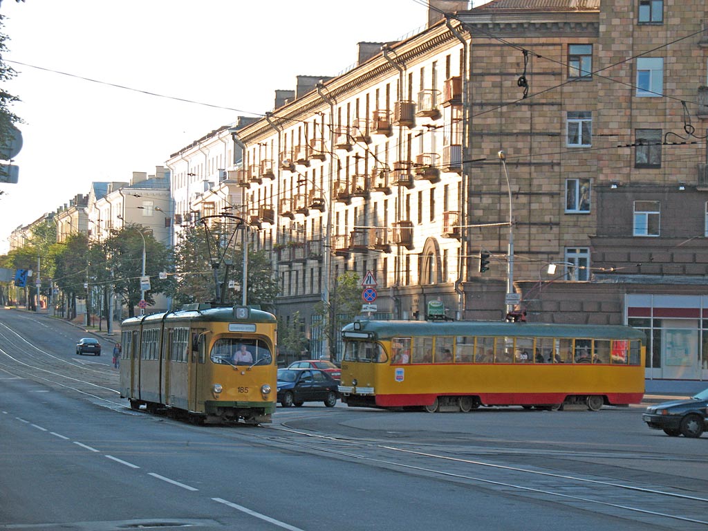 Minsk, DWM GT8-D № 185; Minsk, RVZ-6M2 № 509