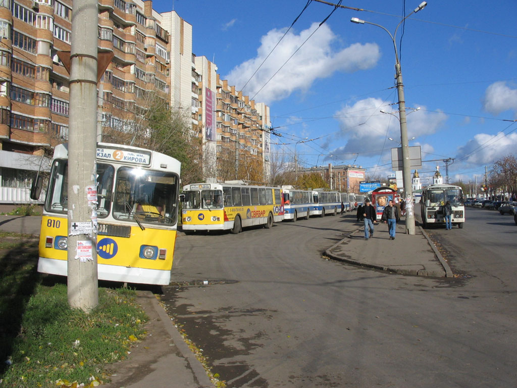 Самара, ЗиУ-682В [В00] № 810; Самара — Конечные станции и кольца (троллейбус)