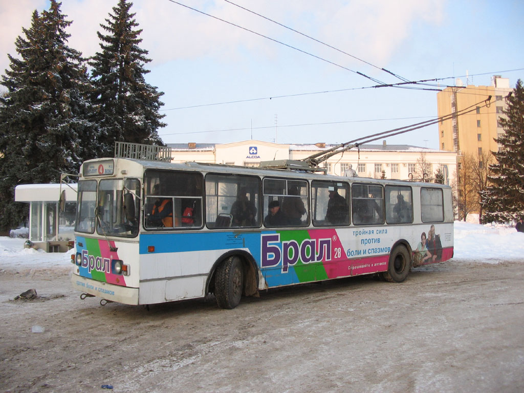 Самара, ЗиУ-682Г (СЗТМ) № 28; Самара — Конечные станции и кольца (троллейбус)