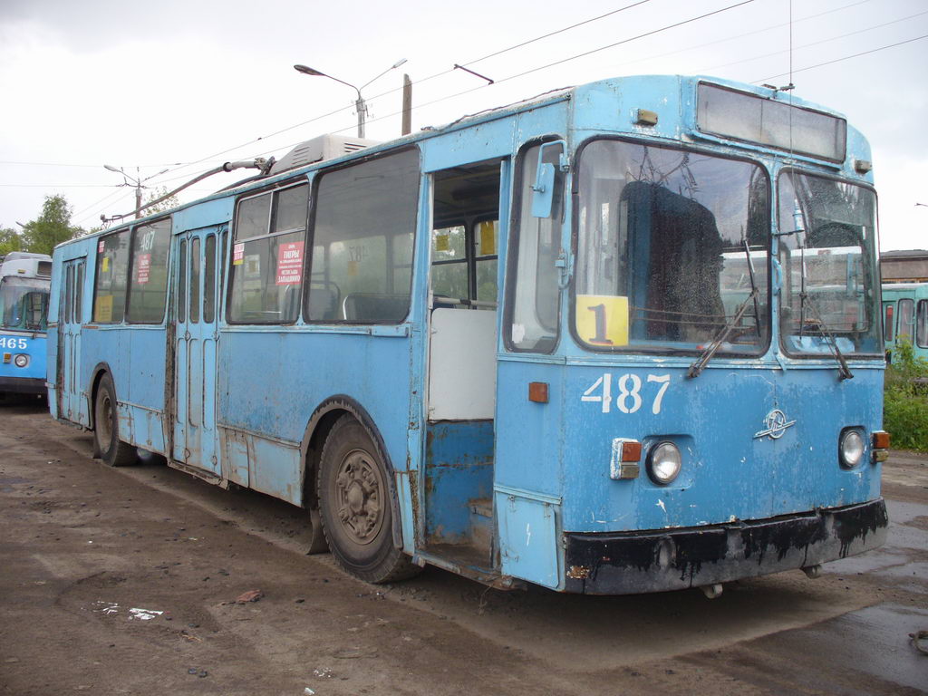 Киров, ЗиУ-682В [В00] № 487