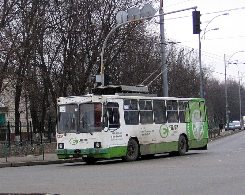 Kyjiw, YMZ T2 Nr. 4220