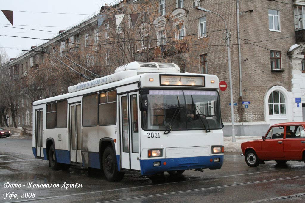 Уфа, БТЗ-52761Т № 2021