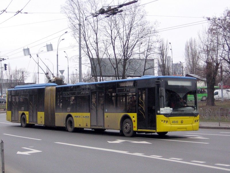კიევი, LAZ E301D1 № 4616