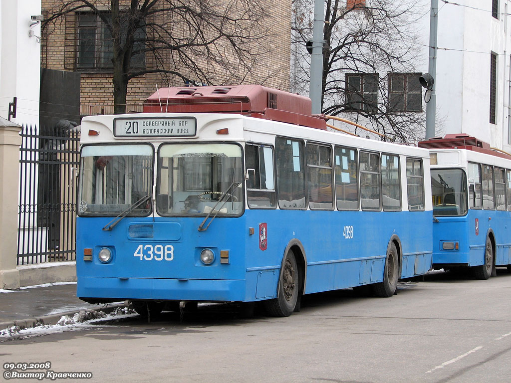Москва, ЗиУ-682ГМ1 № 4398