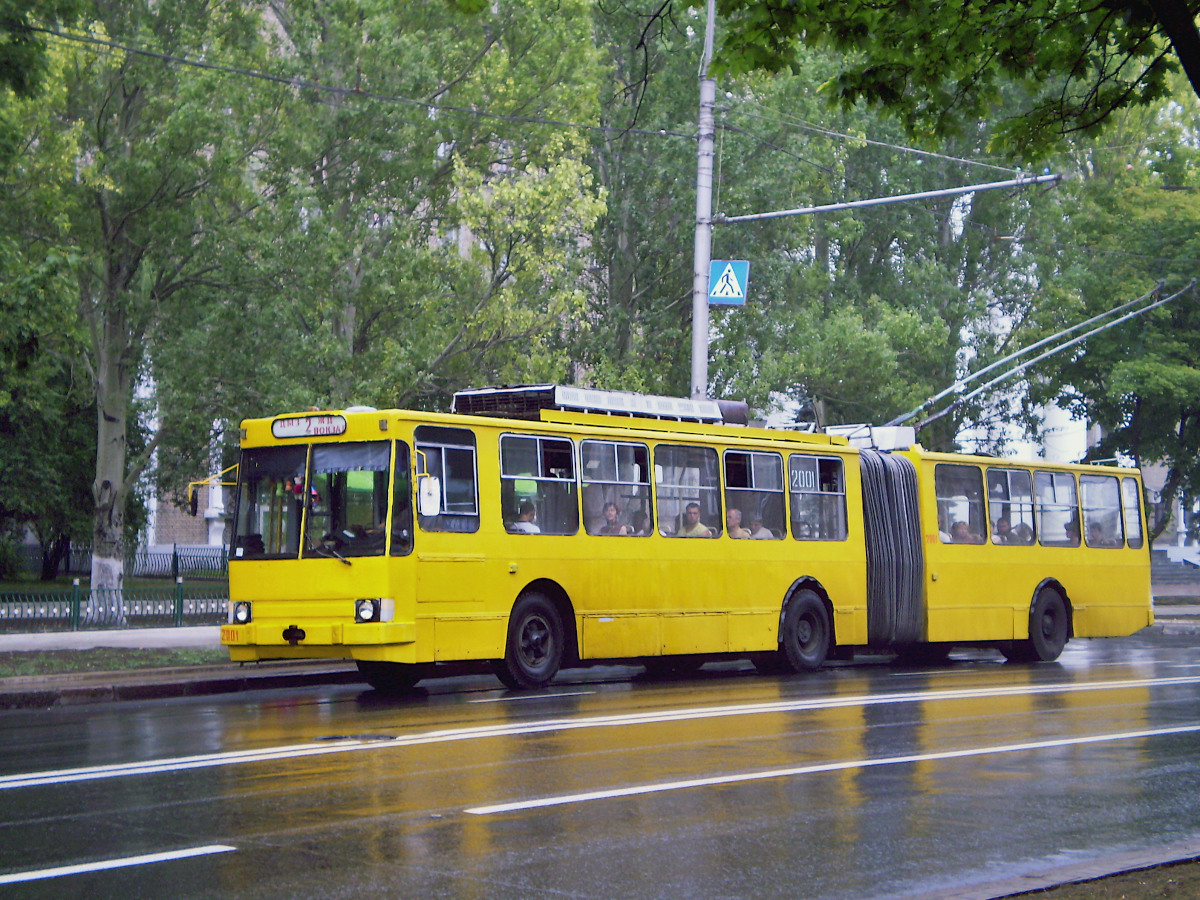 Donetsk, YMZ T1 # 2001
