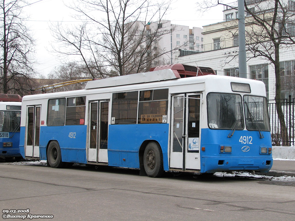 Москва, БТЗ-52761Р № 4912