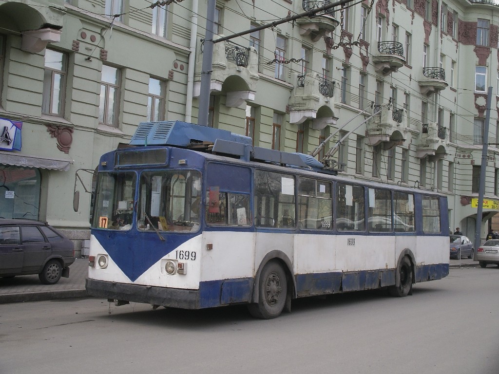 Санкт-Петербург, ЗиУ-682В [В00] № 1699
