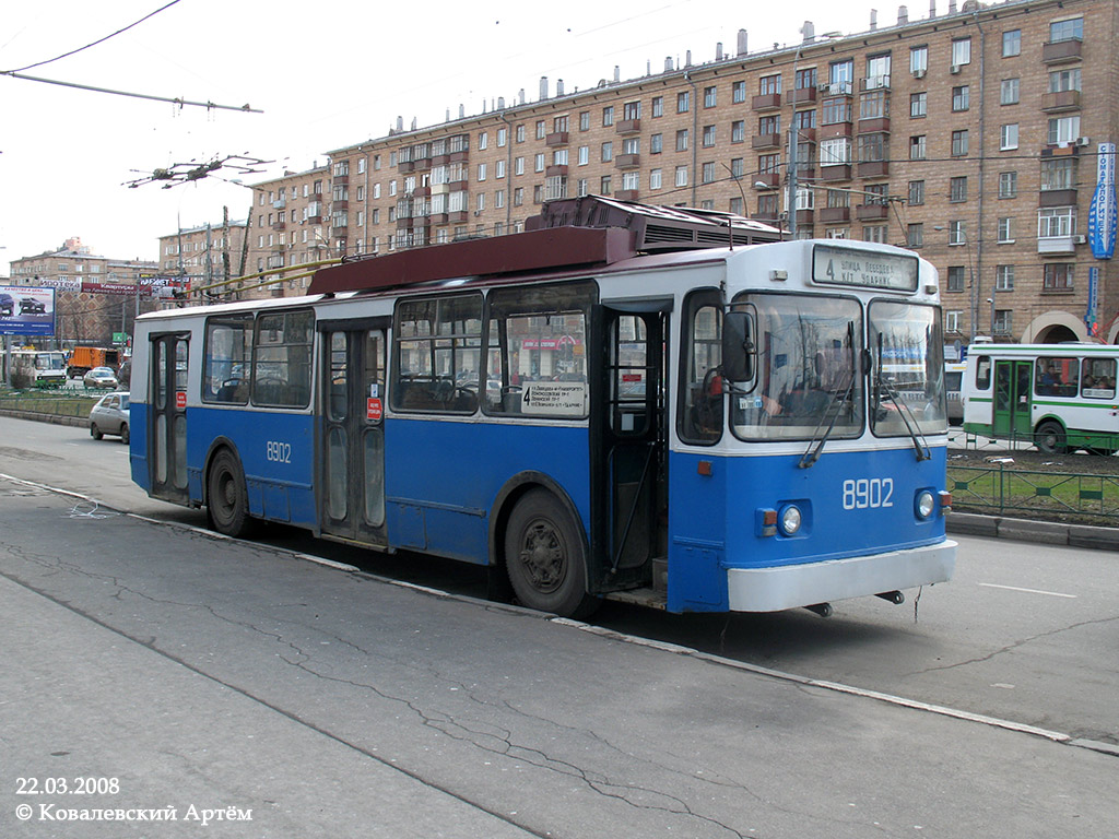 Москва, БТЗ-5276-01 № 8902