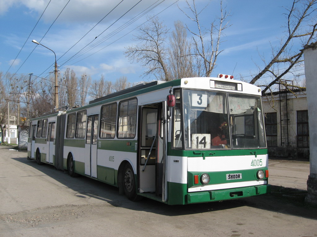 Крымский троллейбус, Škoda 15Tr02/6 № 4005