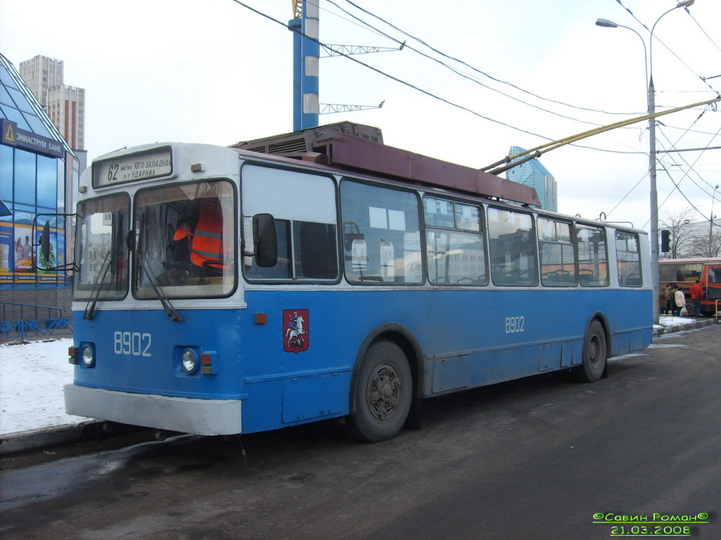 Москва, БТЗ-5276-01 № 8902