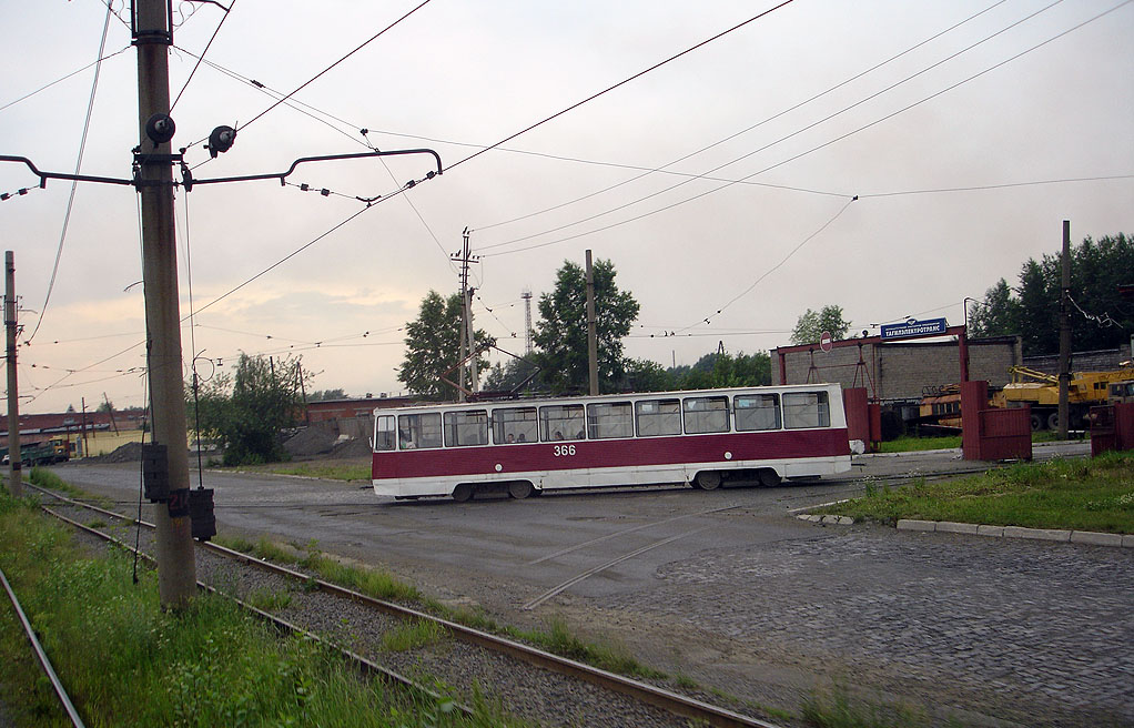 Nyizsnij Tagil, 71-605 (KTM-5M3) — 366