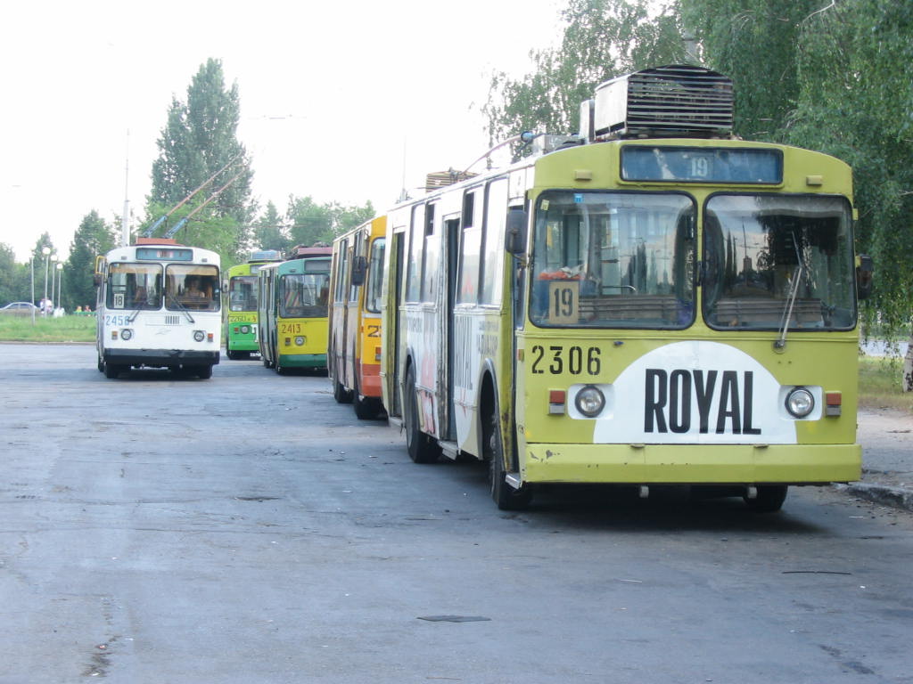 Tolyatti, ZiU-682V-012 [V0A] Br. 2306; Tolyatti — Control stations and loops