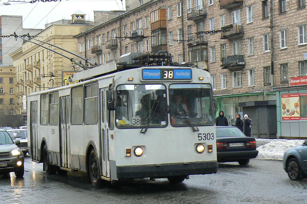 Санкт-Петербург, ЗиУ-682Г [Г00] № 5303