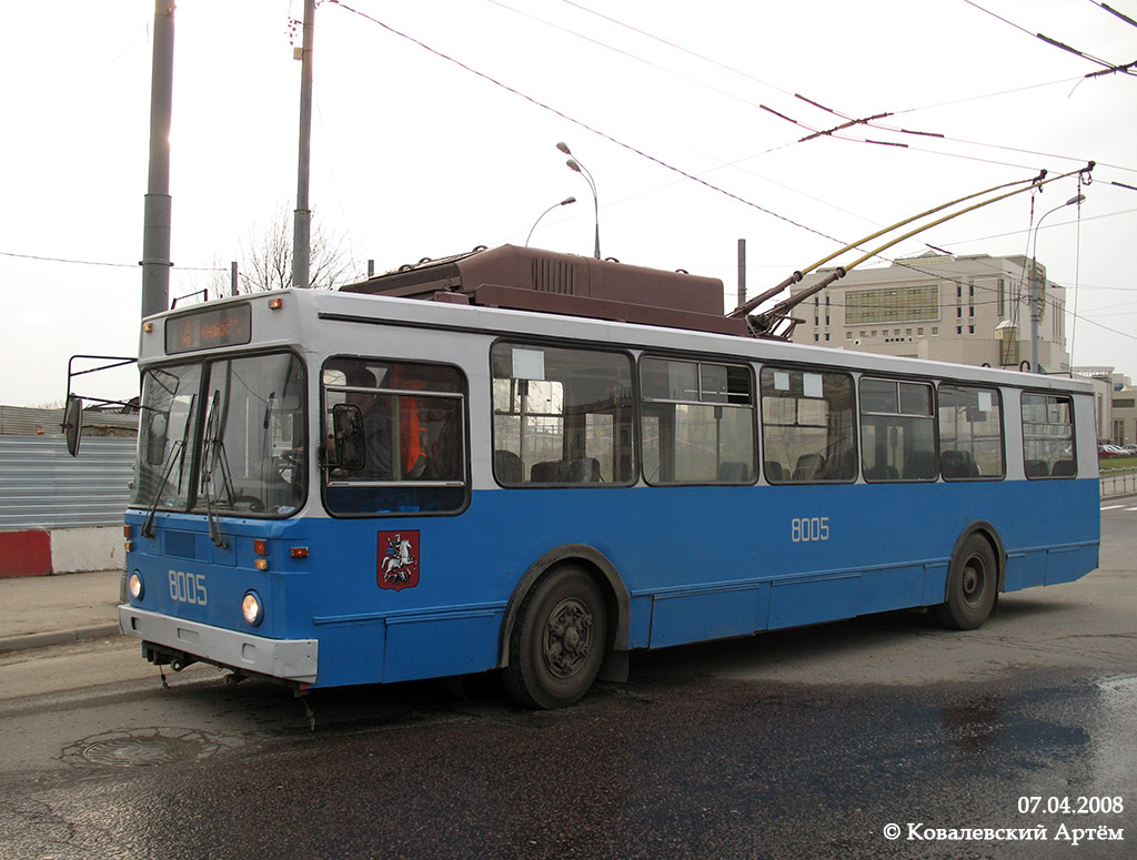 Москва, МТрЗ-6223-0000010 № 8005