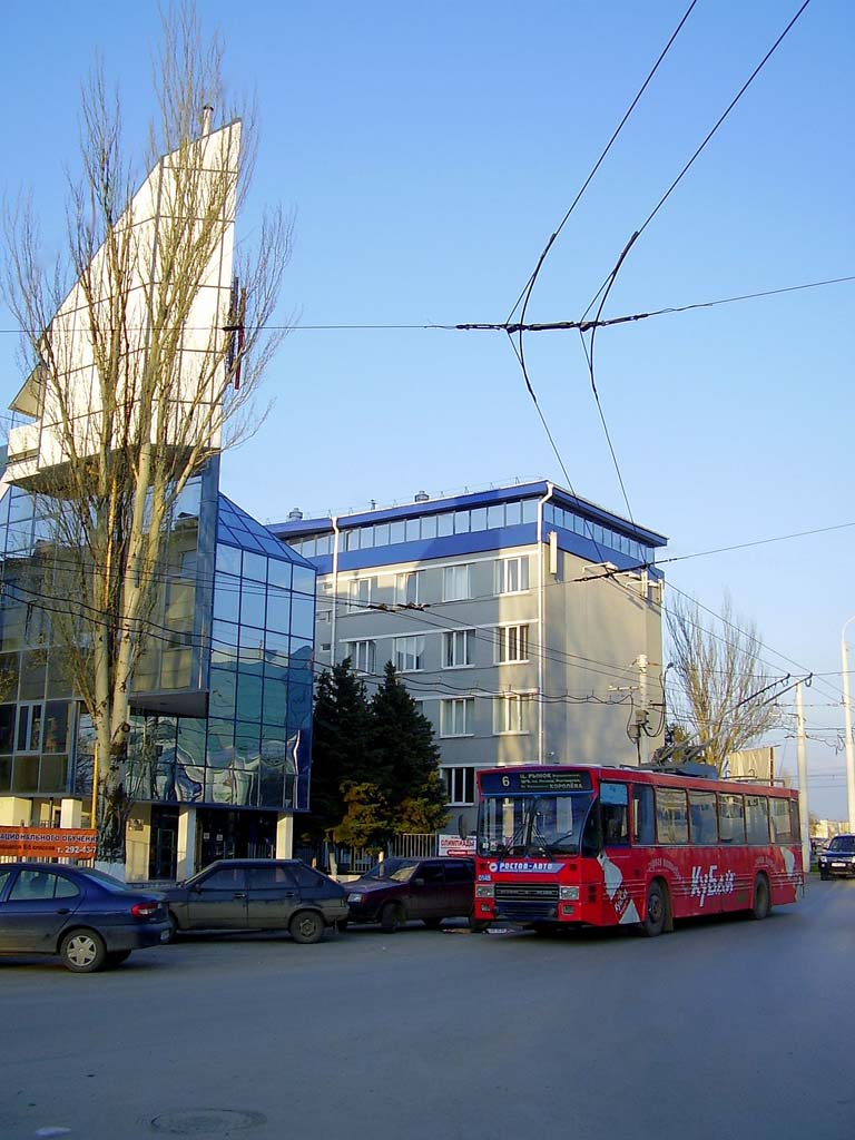 Rostov-na-Donu, DAF Den Oudsten B79T-KM560 / Kiepe № 0148