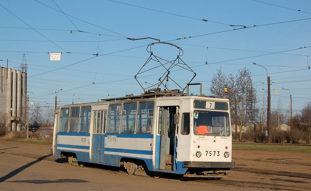 Sankt Petersburg, LM-68M Nr. 7573