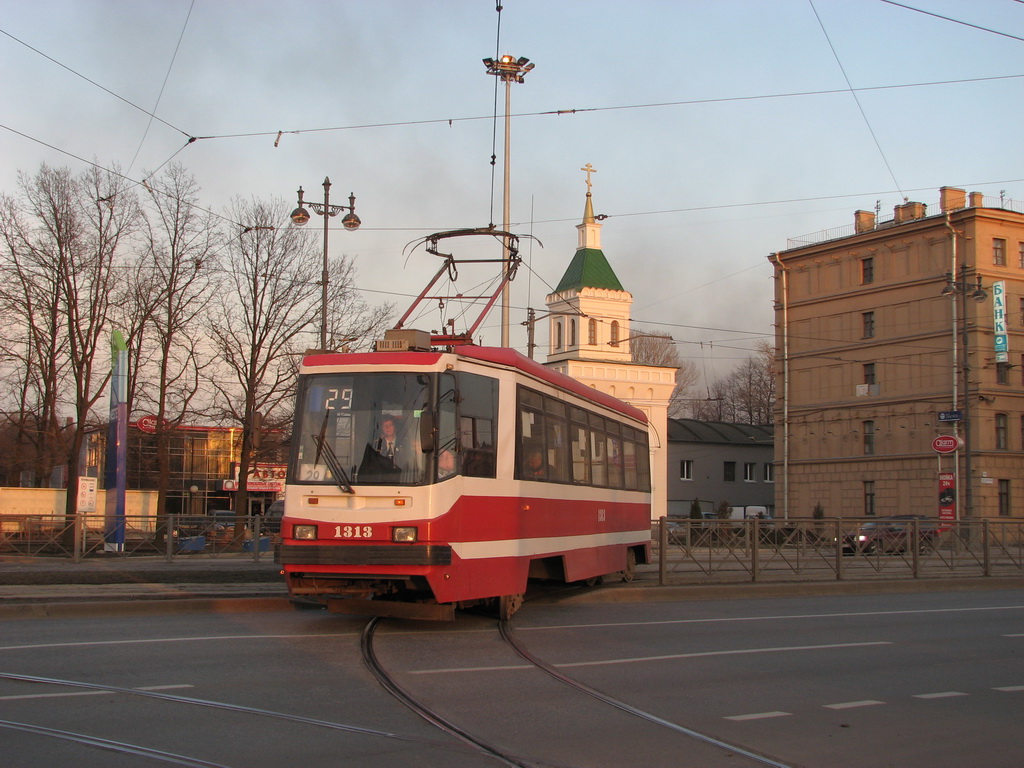 Sankt Petersburg, 71-134A (LM-99AVN) Nr 1313