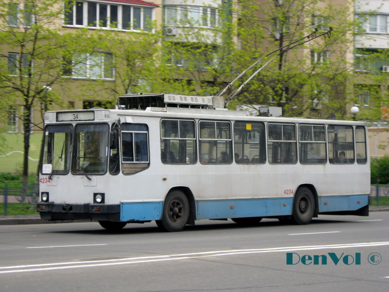 Киев, ЮМЗ Т2 № 4234