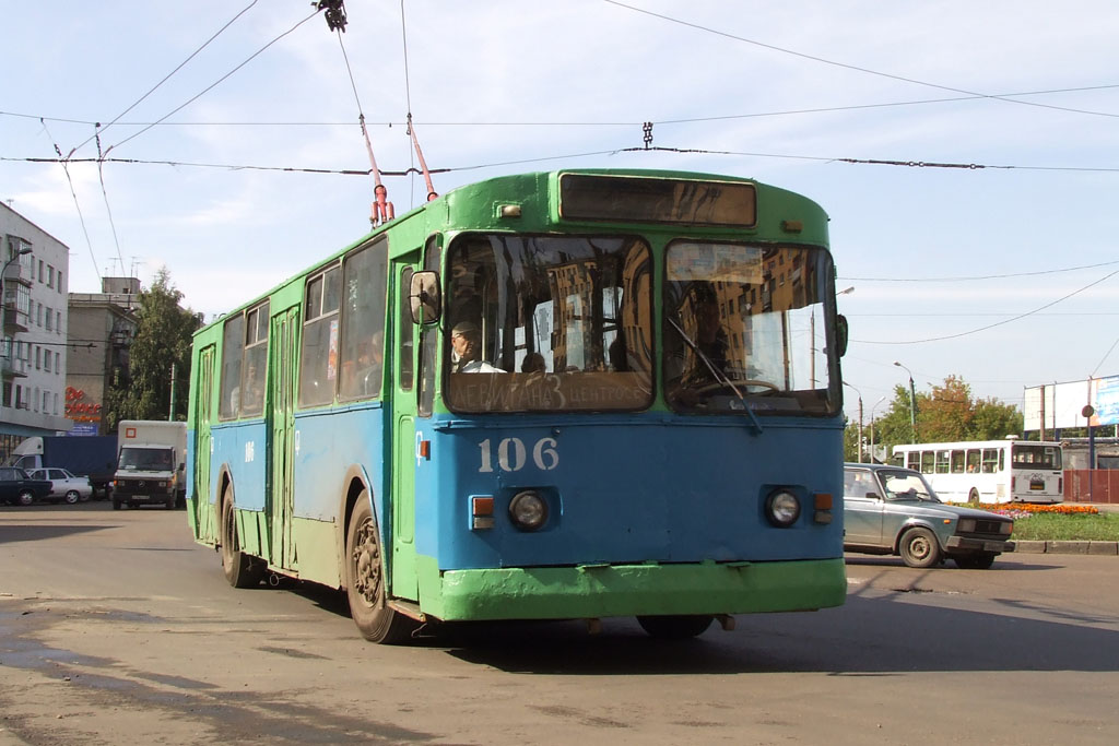 Тверь, ЗиУ-682В-012 [В0А] № 106; Тверь — Тверской троллейбус в начале 2000-х гг. (2002 — 2006 гг.)