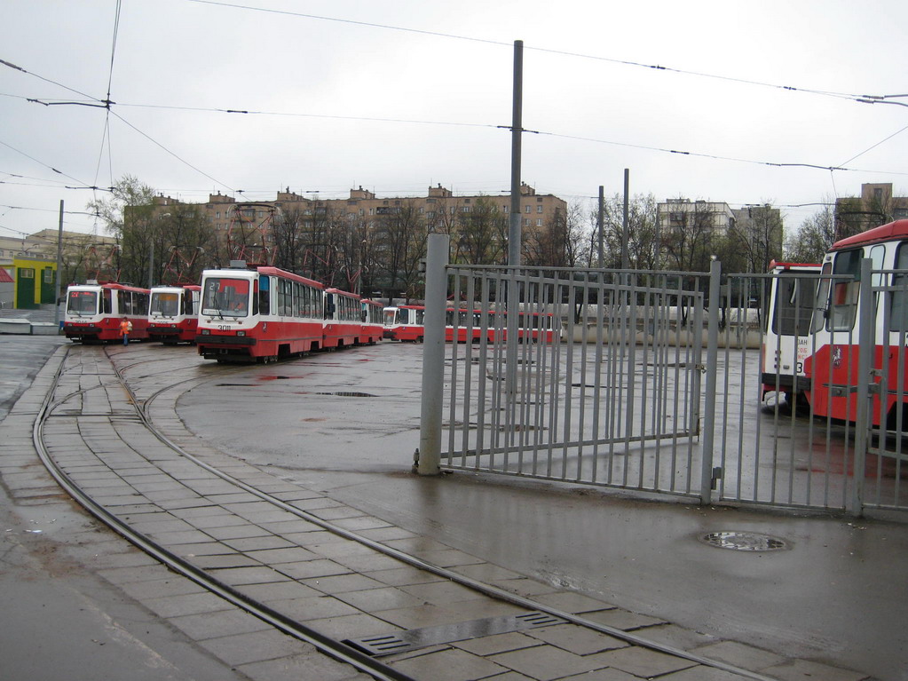 Moscow, 71-134A (LM-99AE) # 3011; Moscow — Terminus stations