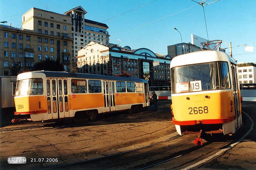 Москва, Tatra T3SU № 2884; Москва, Tatra T3SU № 2668