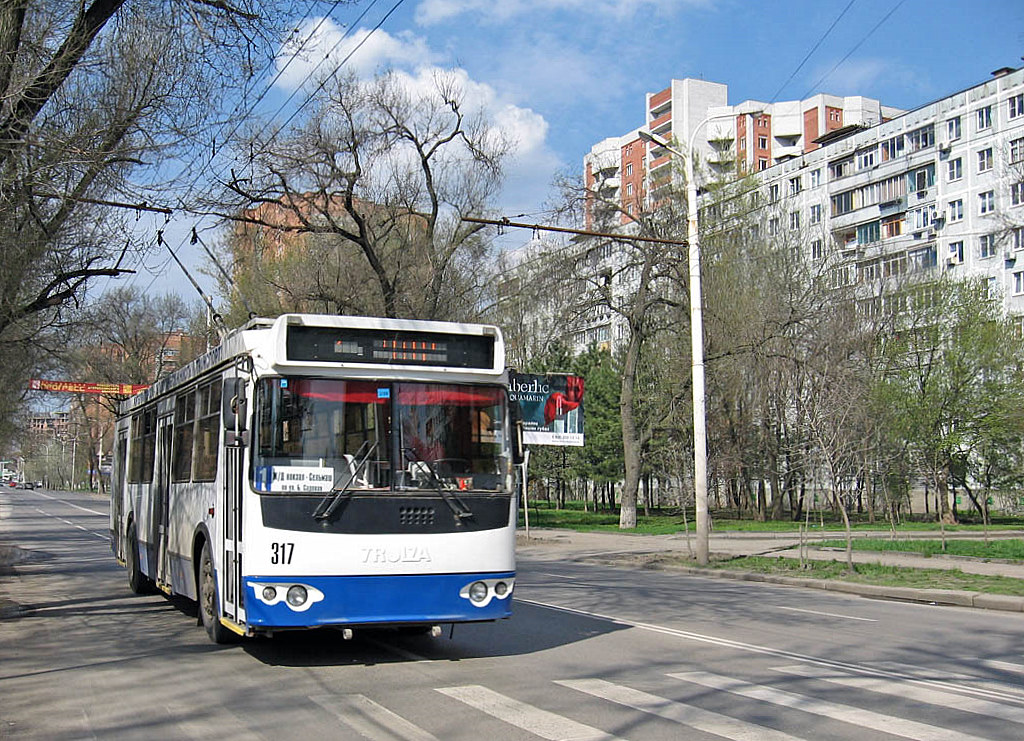 Ростов-на-Дону, ЗиУ-682Г-016.02 (с широкой 1-й дверью) № 317