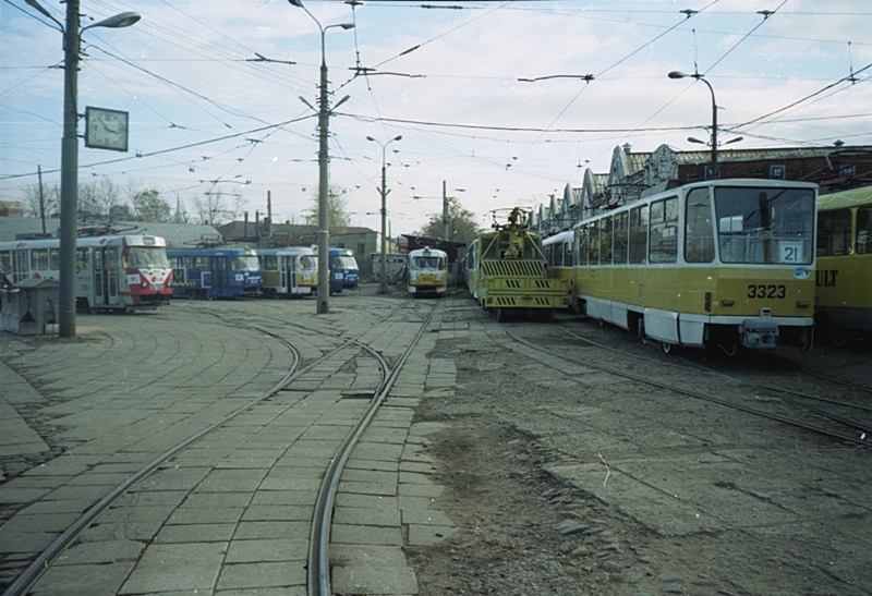 Москва, Tatra T7B5 № 3323