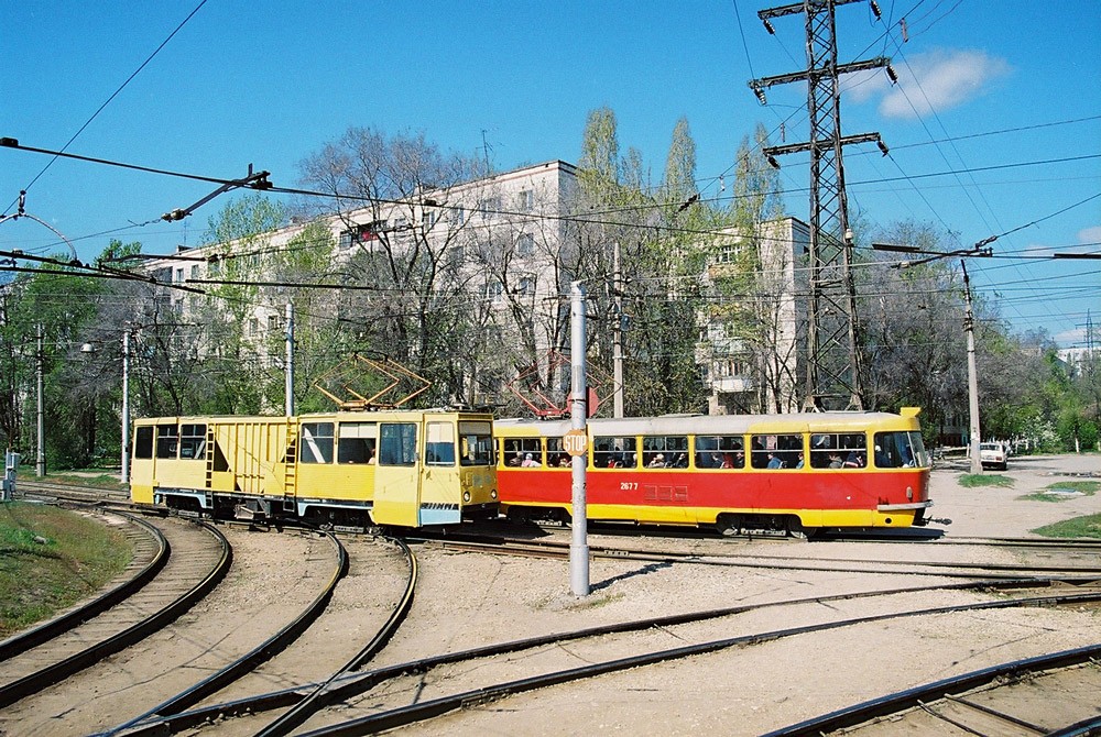 Volgograd, VTK-09A № 18; Volgograd, Tatra T3SU (2-door) № 2677