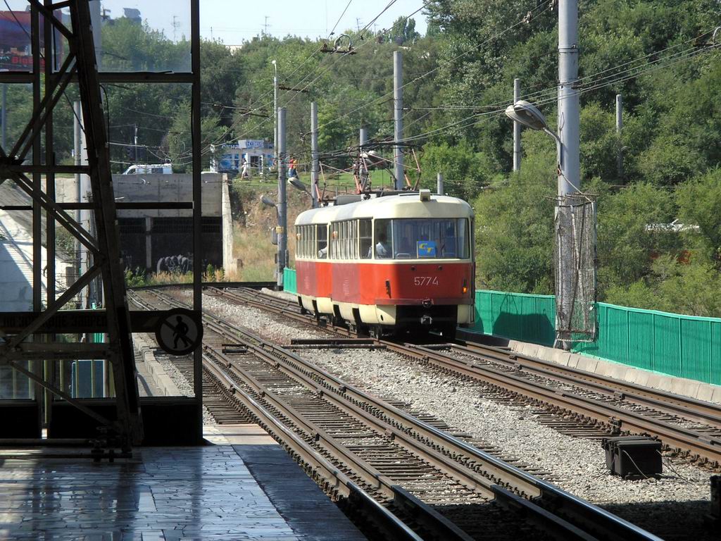 Volgograd, Tatra T3SU № 5773; Volgograd, Tatra T3SU № 5774; Volgograd — Tram lines: [5] Fifth depot — Tram rapid transit