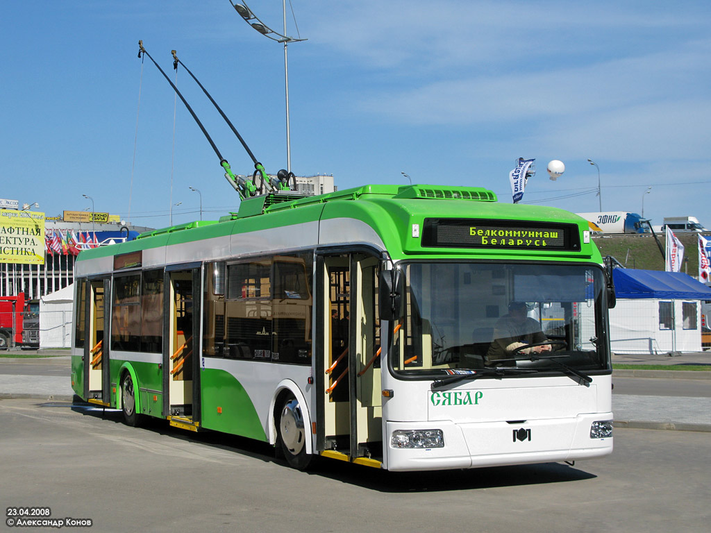 Sankt Petersburg, BKM 32100C Nr 3402; Moskwa — ComTrans — 2008