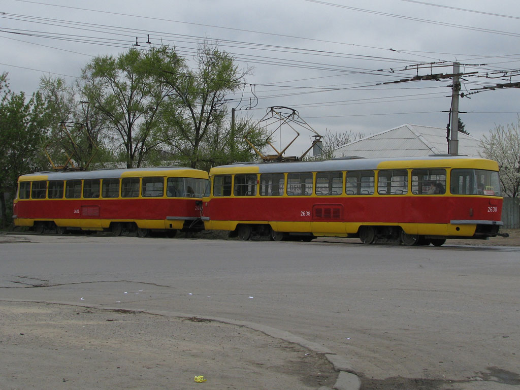 Volgograd, Tatra T3SU (2-door) № 2612; Volgograd, Tatra T3SU (2-door) № 2638 Volgograd, Tatra T3SU (2-door) № 2612; Volgograd, Tatra T3SU (2-door) № 2638