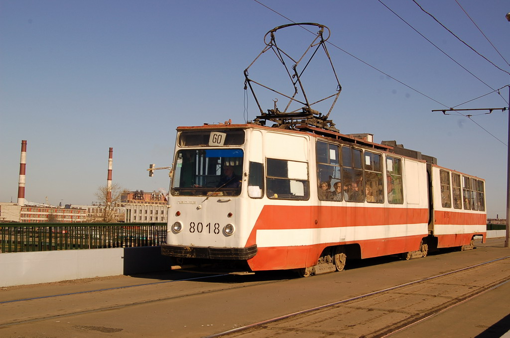 Saint-Petersburg, LVS-86K № 8018