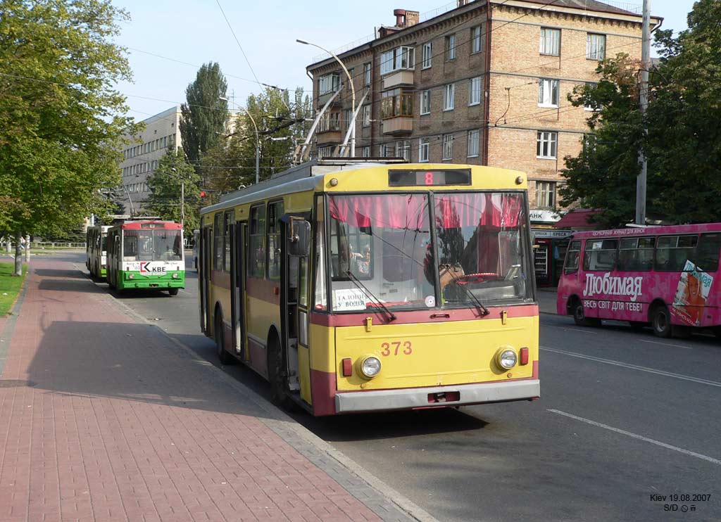 Киев, Škoda 14Tr02/6 № 373