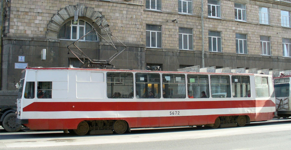 Санкт-Петербург, ЛМ-68М № 5672