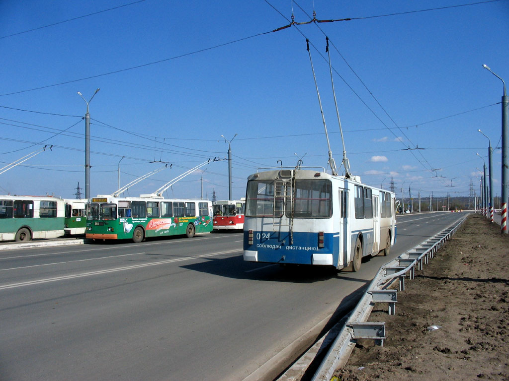 Новокуйбишевск, ЗиУ-682Г (СЗТМ) № 024; Новокуйбишевск — Конечные станции и кольца
