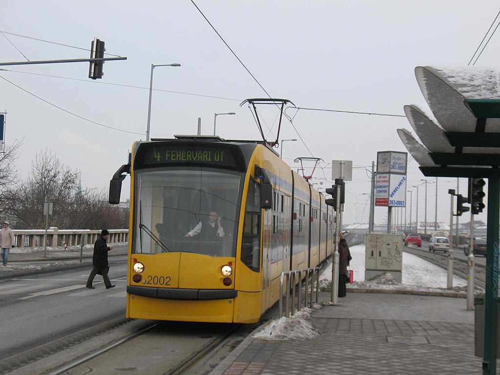 Будапешт, Siemens Combino Supra NF12B № 2002