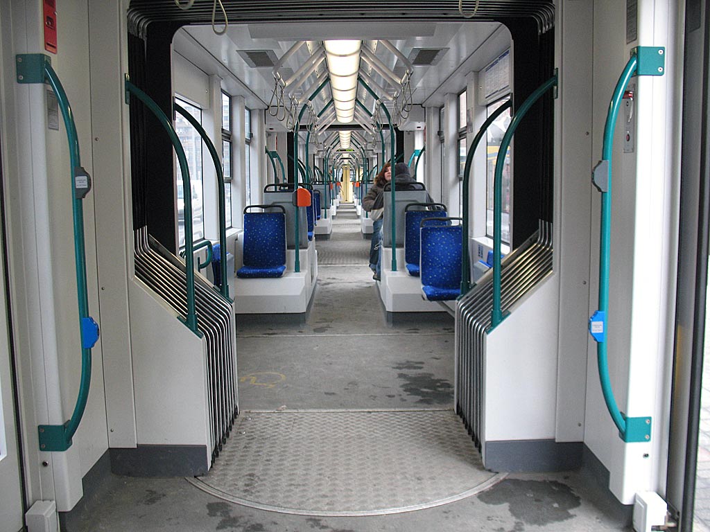 Будапешт, Siemens Combino Supra NF12B № 2002