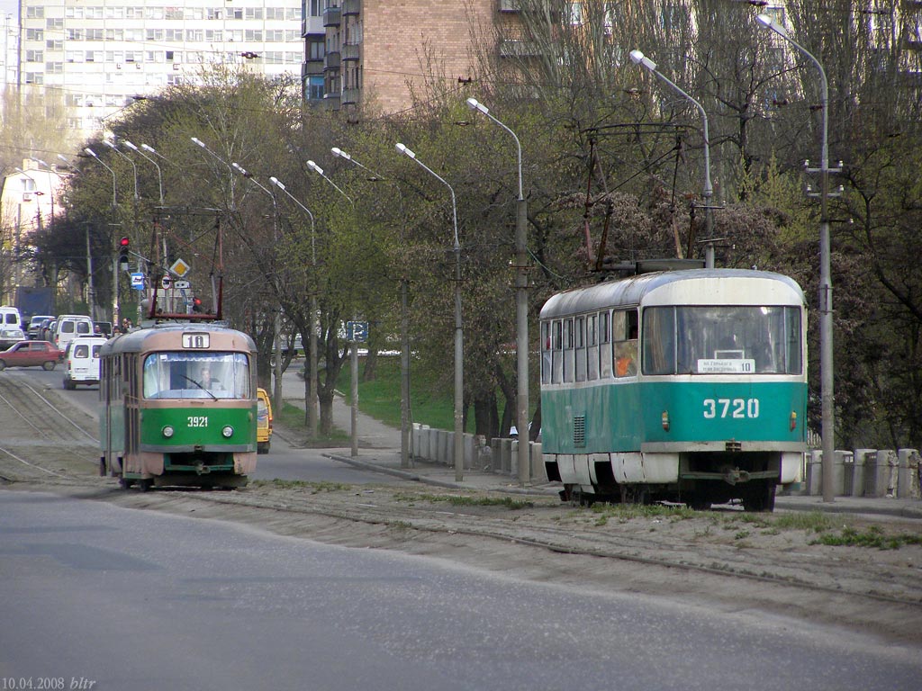 Донецк, Tatra T3SU № 3921; Донецк, Tatra T3SU (двухдверная) № 3720