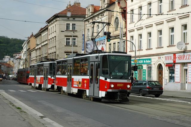 Прага, Tatra T6A5 № 8689
