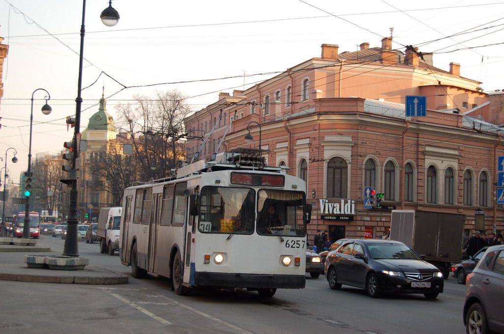 Санкт-Петербург, ЗиУ-682В [В00] № 6257