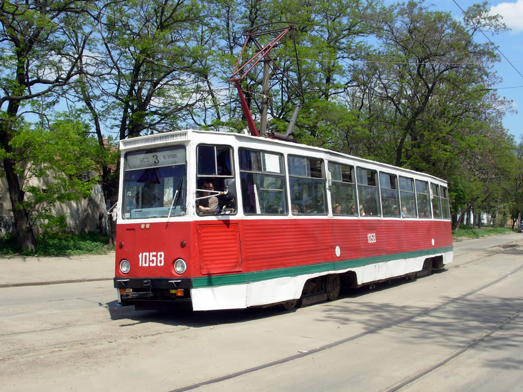 Николаев, 71-605 (КТМ-5М3) № 1058