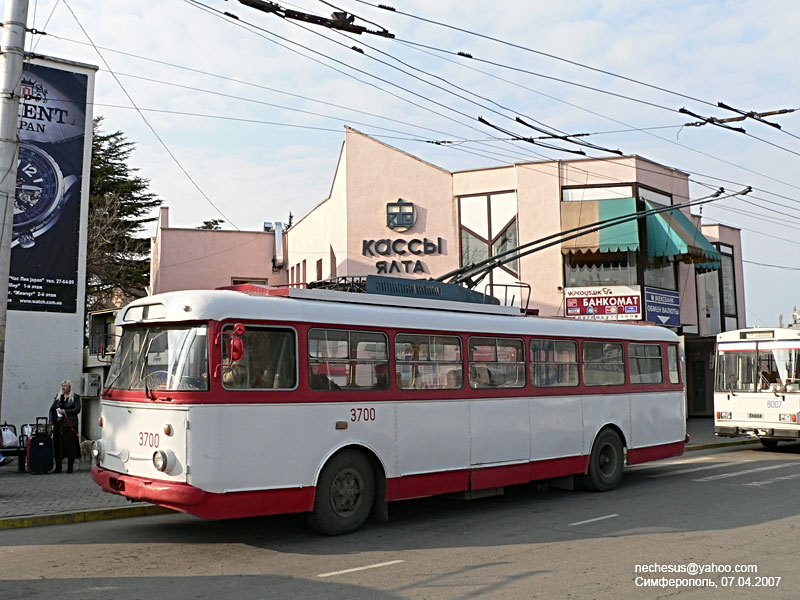 Крымский троллейбус, Škoda 9TrH27 № 3700
