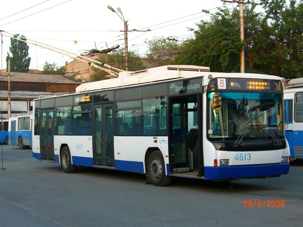 Волгоград, ВМЗ-5298.01 (ВМЗ-463) № 4613; Волгоград — Депо: [4] Троллейбусное депо № 4