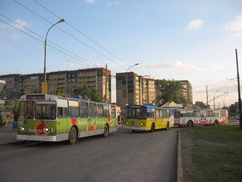 Екатеринбург, БТЗ-5201 № 362; Екатеринбург, ЗиУ-682В-012 [В0А] № 479; Екатеринбург — Конечные станции и разворотные кольца