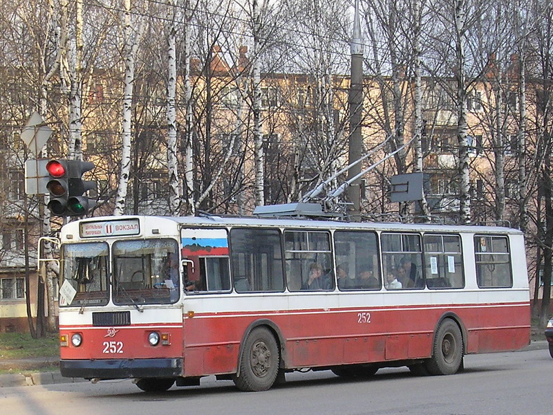 Йошкар-Ола, ЗиУ-682Г [Г00] № 252