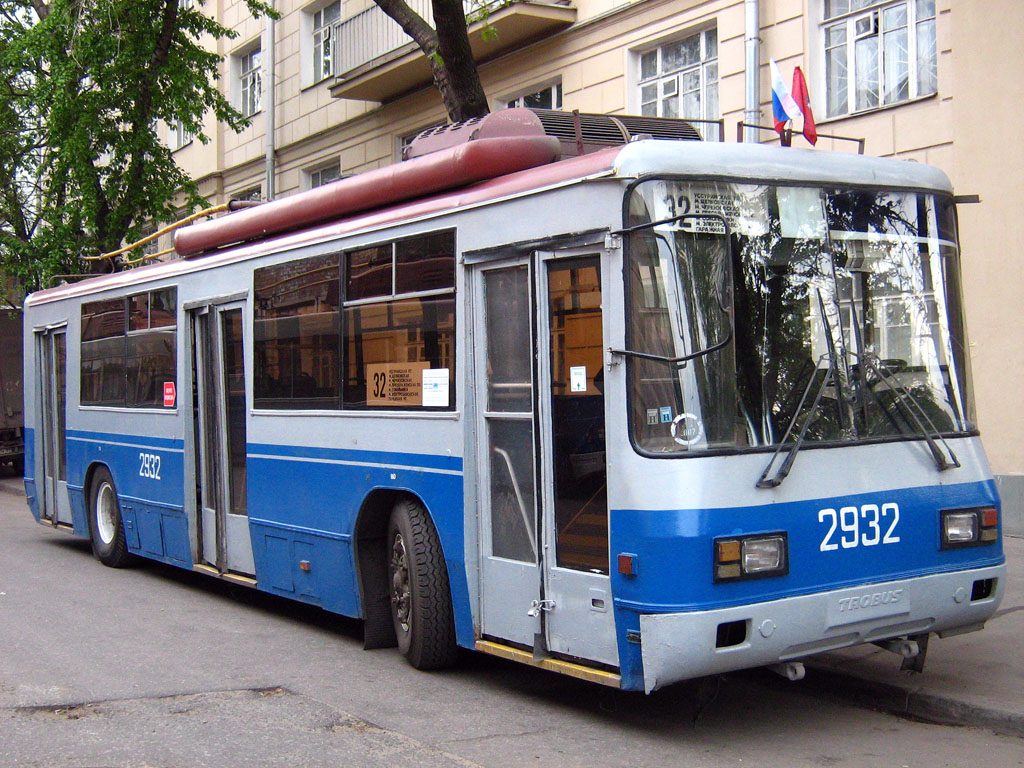 Москва, БТЗ-52761Р № 2932