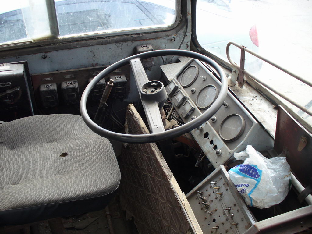 Киров, ЗиУ-682В № 415