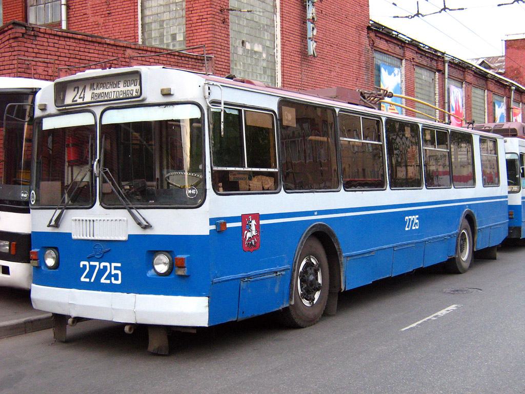 Москва, ЗиУ-682Г-016  [Г0М] № 2725